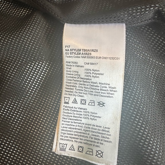 TIMBERLAND MT Crescent Waterproof Jacket Gray Men's XXL - Picture 8 of 8